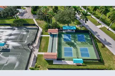 9914 Harbour Lake Circle, Boynton Beach, FL 33437 - Photo 59