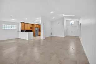 9914 Harbour Lake Cir, Boynton Beach, FL 33437 - Photo 5