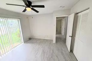 569 E Ridge Cir N, Boynton Beach, FL 33435 - Photo 7