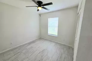 569 E Ridge Cir N, Boynton Beach, FL 33435 - Photo 15