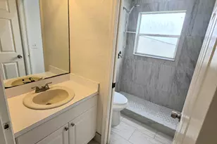 569 E Ridge Cir N, Boynton Beach, FL 33435 - Photo 13