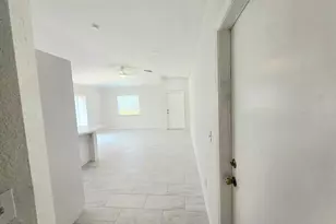 569 E Ridge Cir N, Boynton Beach, FL 33435 - Photo 17