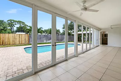 701 SW 27th Place, Boynton Beach, FL 33435 - Photo 21