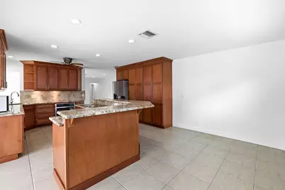 701 SW 27th Place, Boynton Beach, FL 33435 - Photo 17