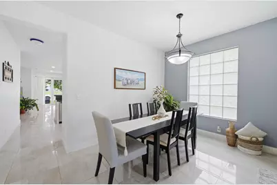 732 Belle Grove Lane, West Palm Beach, FL 33411 - Photo 9