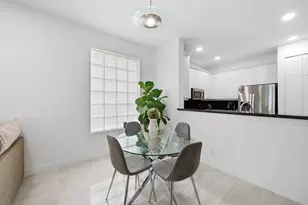 732 Belle Grove Ln, West Palm Beach, FL 33411 - Photo 15