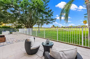 93 Admirals Ct, Palm Beach Gardens, FL 33418 - Photo 29