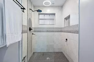 93 Admirals Ct, Palm Beach Gardens, FL 33418 - Photo 21