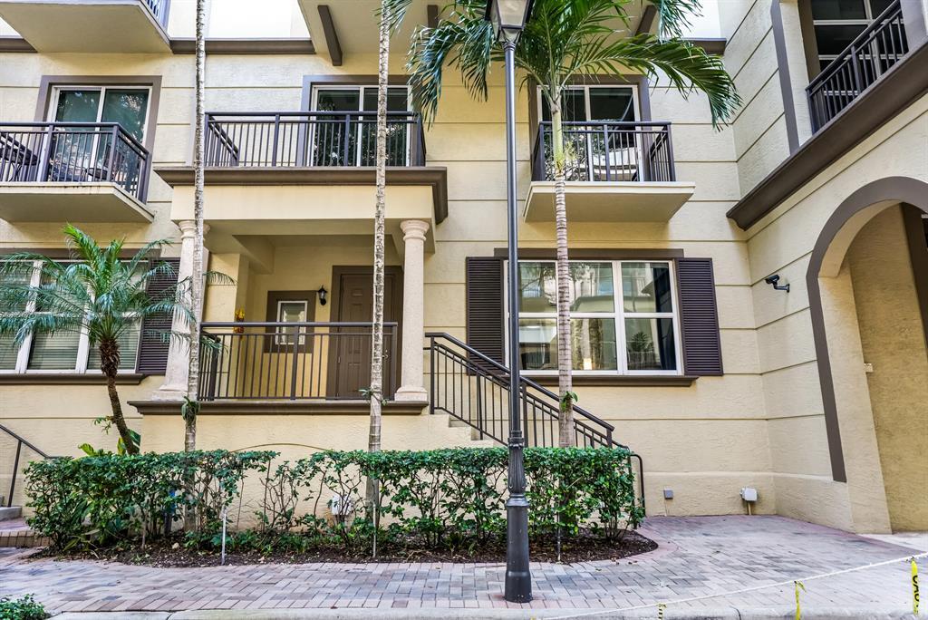 2609 NE 14th Ave #114 - 2609 NE 14th Ave #114, Wilton Manors, FL 33334 Luxury Property | Jose Angel Pina