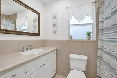 240 SE 3rd Court, Pompano Beach, FL 33060 - Photo 15