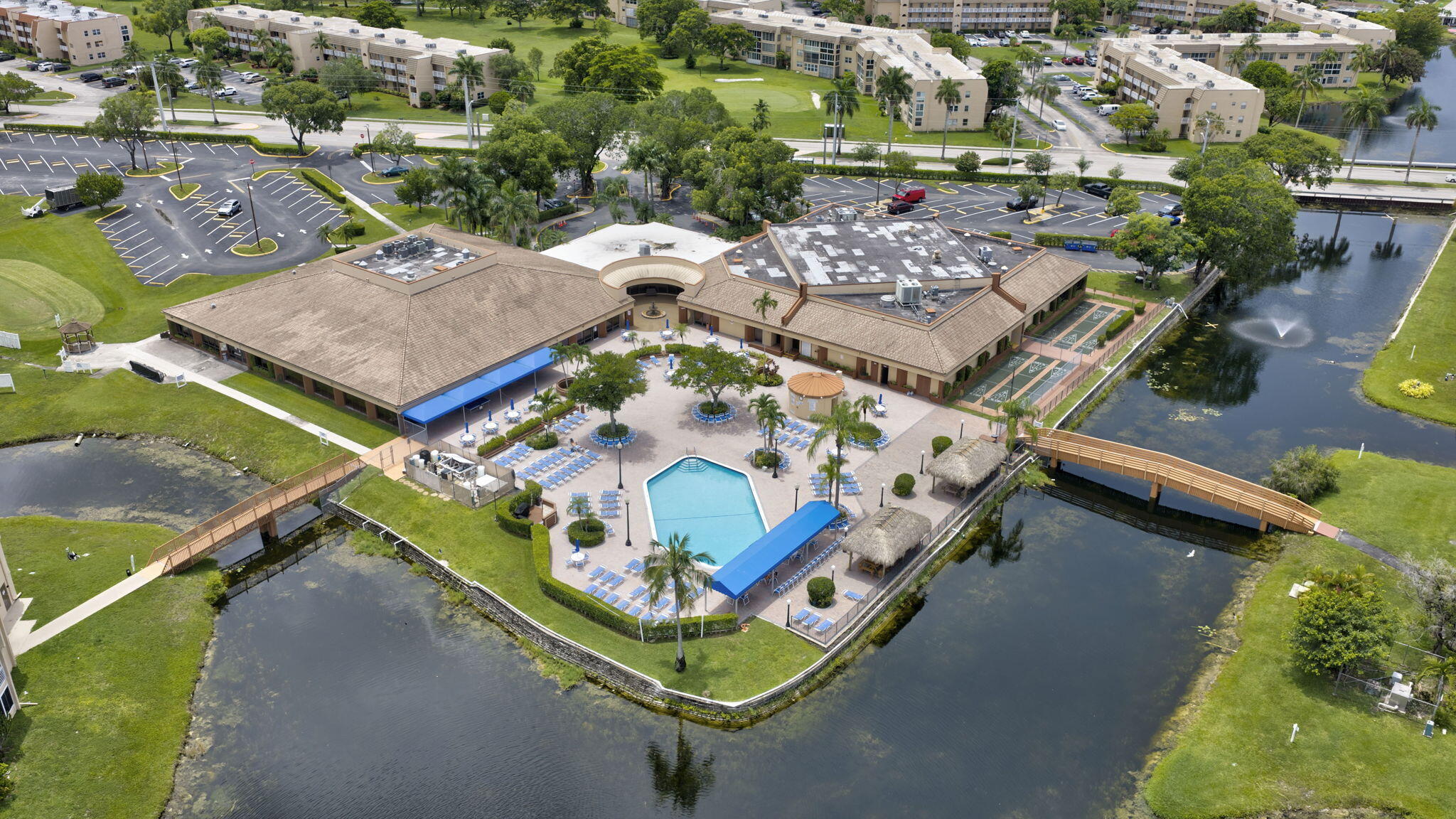 9141 Sunrise Lakes Blvd #210 main architectural view