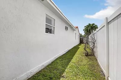 2427 Harding Street, Hollywood, FL 33020 - Photo 35