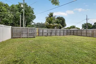 2427 Harding St, Hollywood, FL 33020 - Photo 37