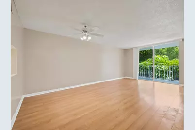 500 Executive Center Drive #2m, West Palm Beach, FL 33401 - Photo 3