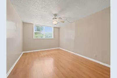 500 Executive Center Drive #2m, West Palm Beach, FL 33401 - Photo 11