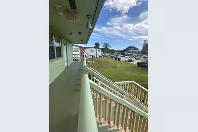 72 Norwich C, West Palm Beach, FL 33417 - Photo 3