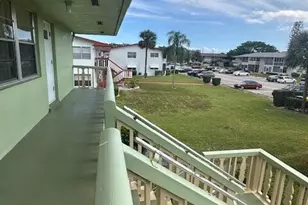 72 Norwich C, West Palm Beach, FL 33417 - Photo 3