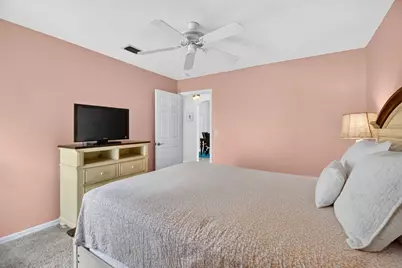 8021 Via Hacienda, Riviera Beach, FL 33418 - Photo 33