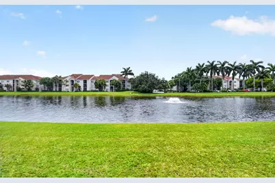 8021 Via Hacienda, Riviera Beach, FL 33418 - Photo 43