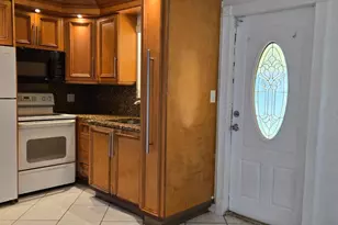 112 Newton Rd, West Park, FL 33023 - Photo 5