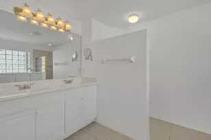8046 Florenza Dr, Boynton Beach, FL 33472 - Photo 17