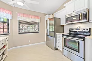 7681 Lexington Club Blvd, Delray Beach, FL 33446 - Photo 9