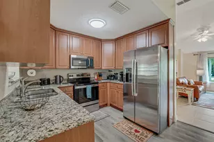 427 Las Palmas St, Royal Palm Beach, FL 33411 - Photo 9