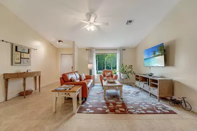 427 Las Palmas Street, Royal Palm Beach, FL 33411 - Photo 45