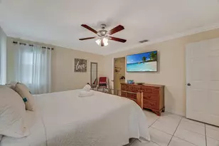 427 Las Palmas St, Royal Palm Beach, FL 33411 - Photo 21