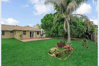 427 Las Palmas Street, Royal Palm Beach, FL 33411 - Photo 31
