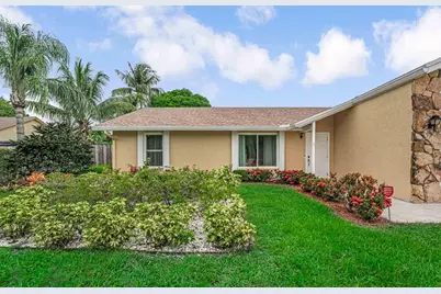 427 Las Palmas Street, Royal Palm Beach, FL 33411 - Photo 41