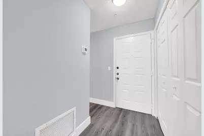 2319 N Congress Avenue #22, Boynton Beach, FL 33426 - Photo 5