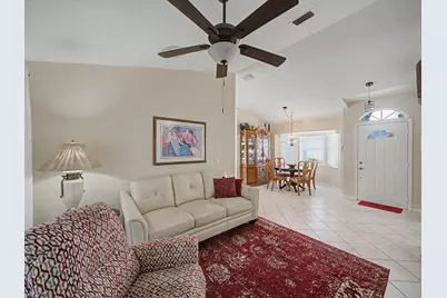 371 NW Sherry Lane, Port Saint Lucie, FL 34986 - Photo 9