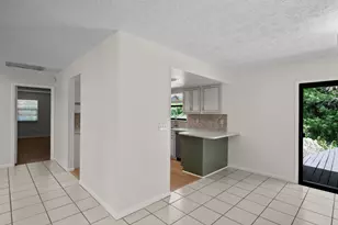700 NW North River Dr, Stuart, FL 34994 - Photo 13