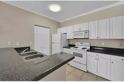 196 SE Kitching Circle, Stuart, FL 34994 - Photo 5