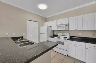 196 SE Kitching Cir, Stuart, FL 34994 - Photo 5