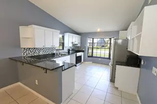 4074 Gator Trace Rd, Fort Pierce, FL 34982 - Photo 7