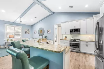 605 Bridgewater Lane SW, Vero Beach, FL 32962 - Photo 11