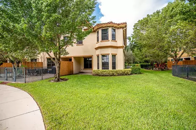 10283 Wellington Parc Drive, Wellington, FL 33449 - Photo 7