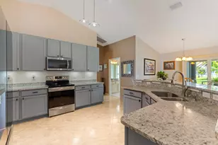 4025 SW Kadlic St, Port Saint Lucie, FL 34953 - Photo 9