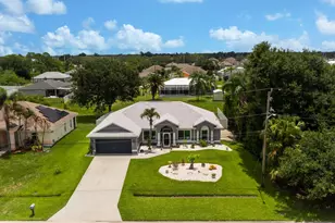 4025 SW Kadlic St, Port Saint Lucie, FL 34953 - Photo 3