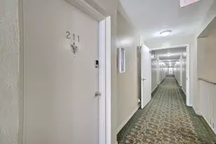 2400 NE 33rd Ave, Fort Lauderdale, FL 33305 - Photo 29