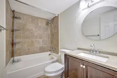 2400 NE 33rd Avenue #211, Fort Lauderdale, FL 33305 - Photo 25