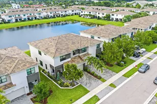 8697 Corvus, Lake Worth, FL 33467 - Photo 3