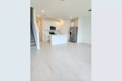 629 Salisbury Circle, Fort Pierce, FL 34982 - Photo 5