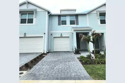 629 Salisbury Circle, Fort Pierce, FL 34982 - Photo 1