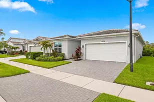 11724 SW Aquila Wy, Port Saint Lucie, FL 34987 - Photo 1