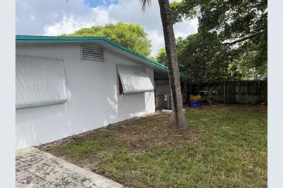 9308 N Military Trail, West Palm Beach, FL 33410 - Photo 9