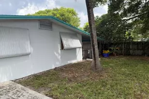 9308 N Military Trl, West Palm Beach, FL 33410 - Photo 9