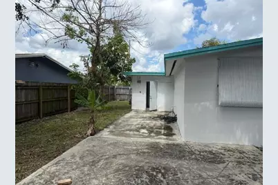 9308 N Military Trail, West Palm Beach, FL 33410 - Photo 21